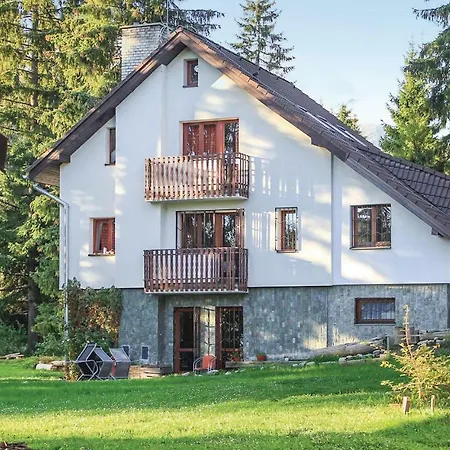 펜션 Six Bedroom Holiday In Tatranska